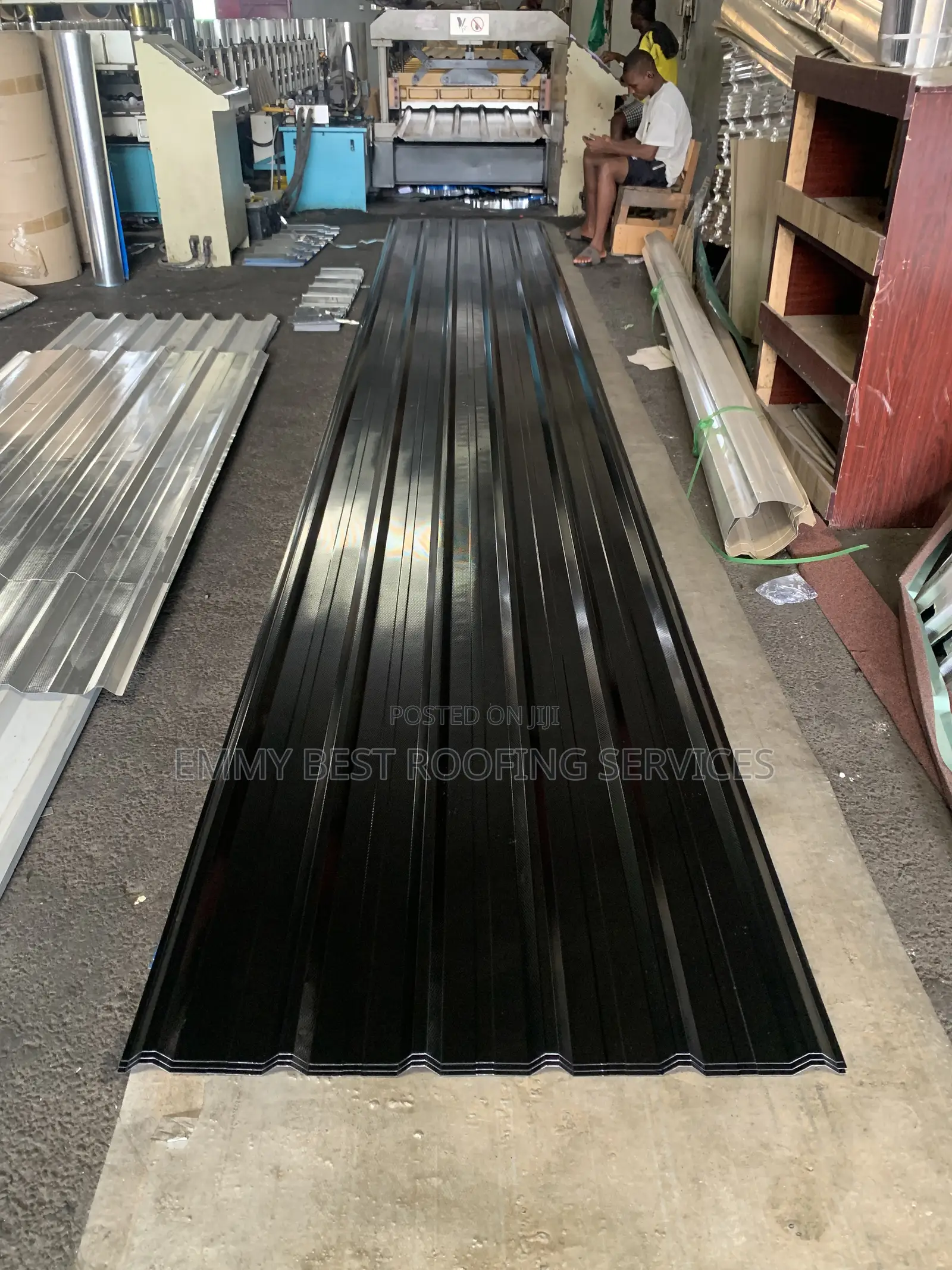 Black 0.55mm Aluminium Roofing Sheet - Longspan