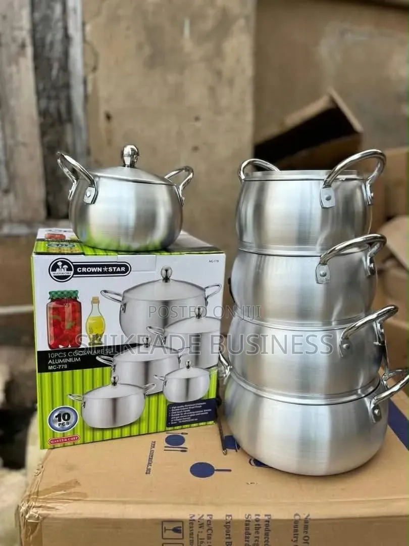 Set of Pots
