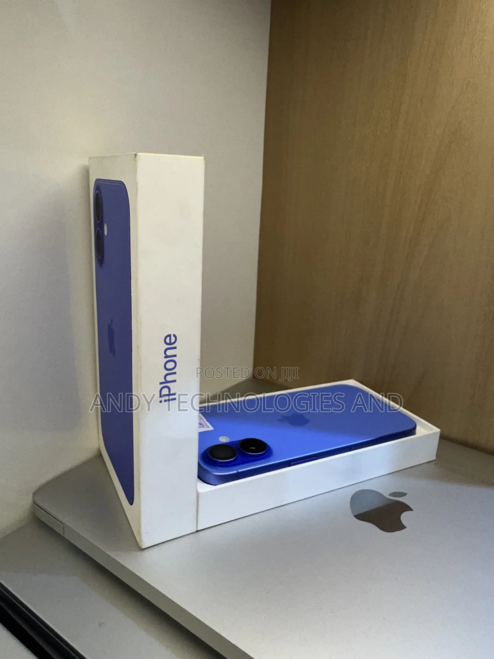 Apple iPhone 16 128 GB Blue