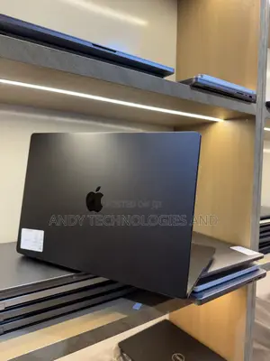 Laptop Apple MacBook Pro 2026 M5 Max 64GB Apple M5 Max SSD 2T