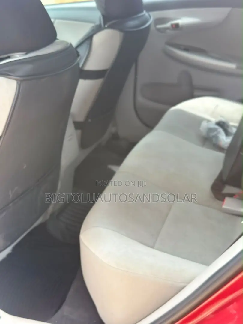 Toyota Corolla 2013 Red