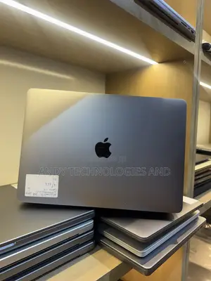 Laptop Apple MacBook Pro 2017 16GB Intel Core i5 SSD 256GB