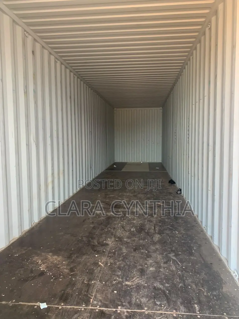 Empty 40 Feet Container