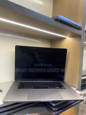 Laptop Apple MacBook Pro 2019 16GB Intel Core i7 SSD 512GB
