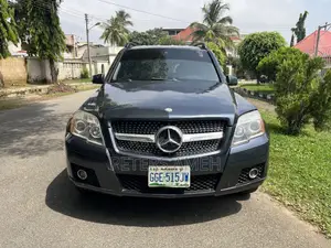 Mercedes-Benz GLK-Class 2010 Gray