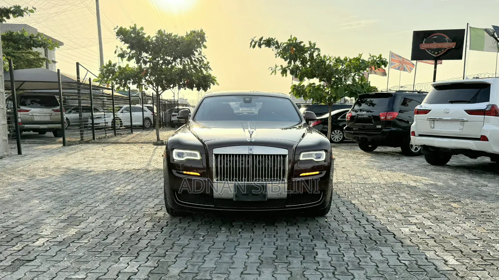 Rolls-Royce Ghost Base EWB 2017 Maroon