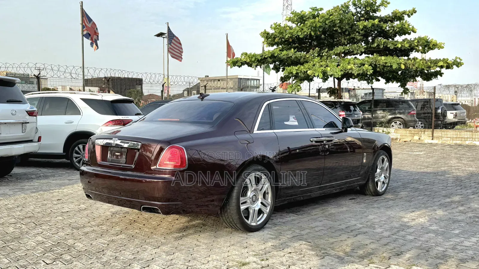 Rolls-Royce Ghost Base EWB 2017 Maroon