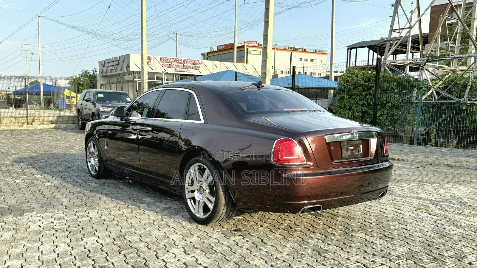 Rolls-Royce Ghost Base EWB 2017 Maroon