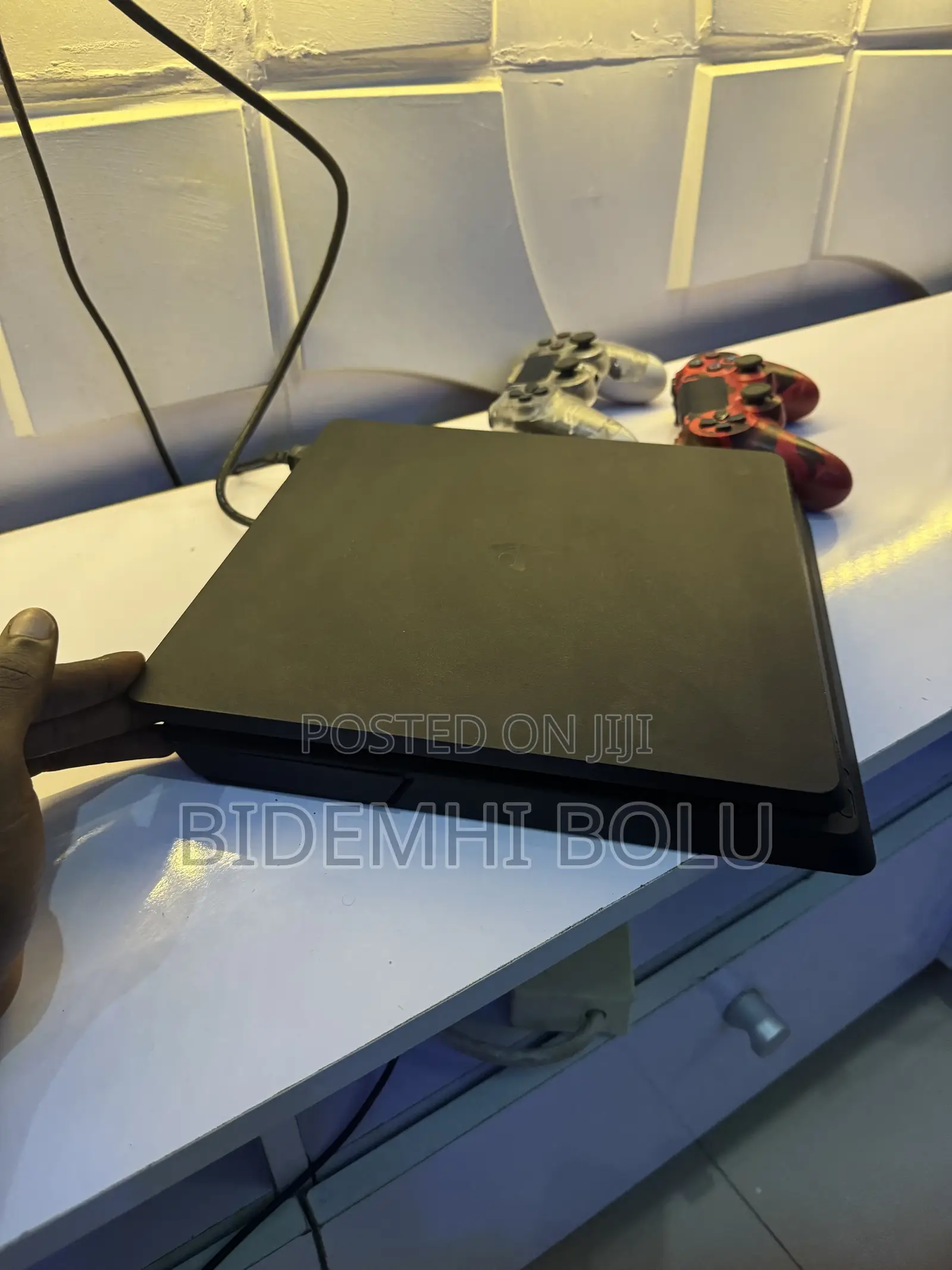 Clean PS4 Slim 1TB With Box