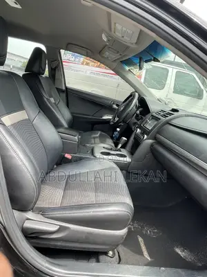 Toyota Camry SE 4dr Sedan (2.5L 4cyl 6A) 2014 Black