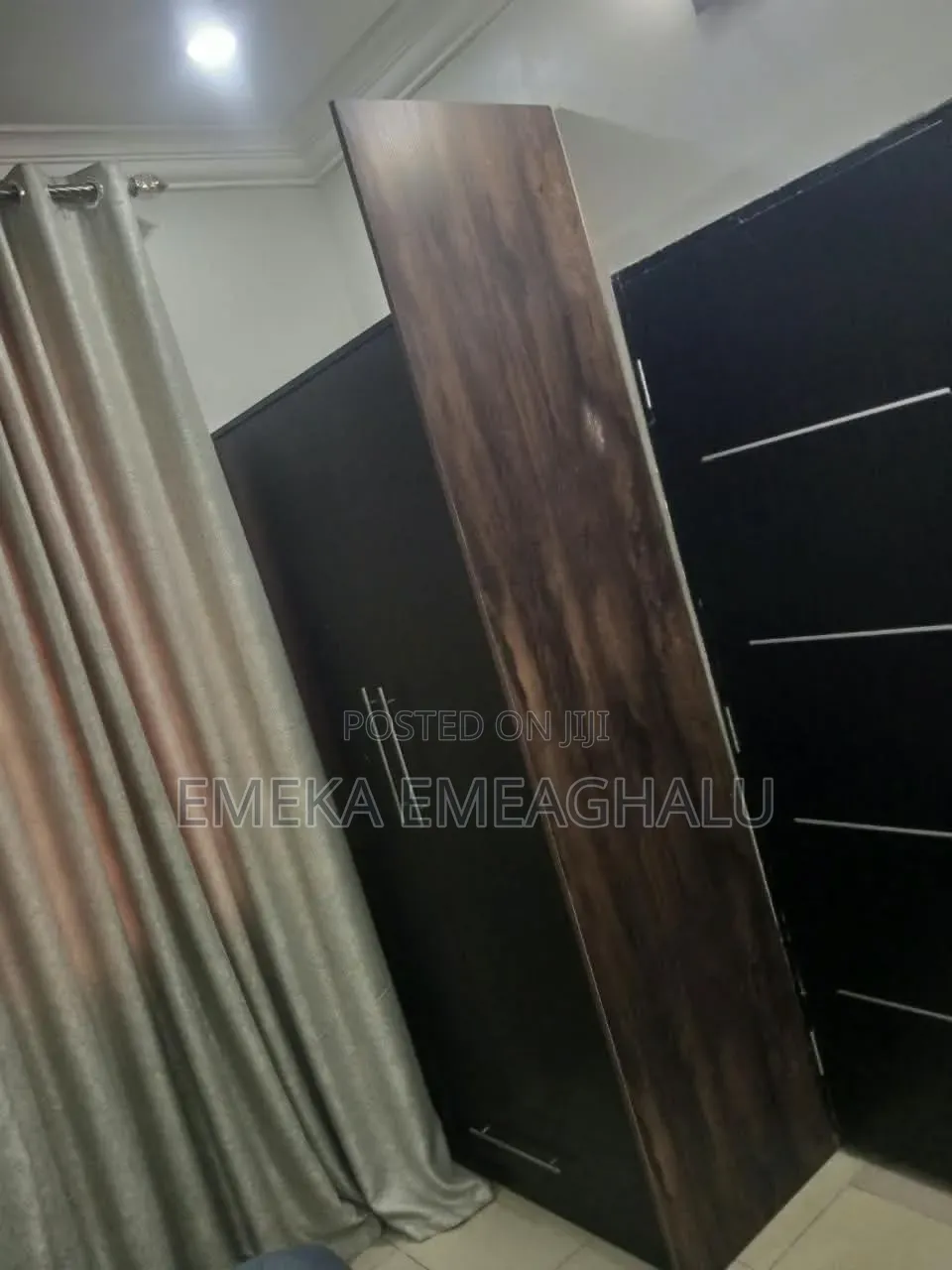 Sharp 3 Bedroom Apartment (Separate Staircase)