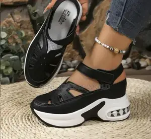 Stylish & Comfortable Women’s Chunky Wedge Platform Sandals
