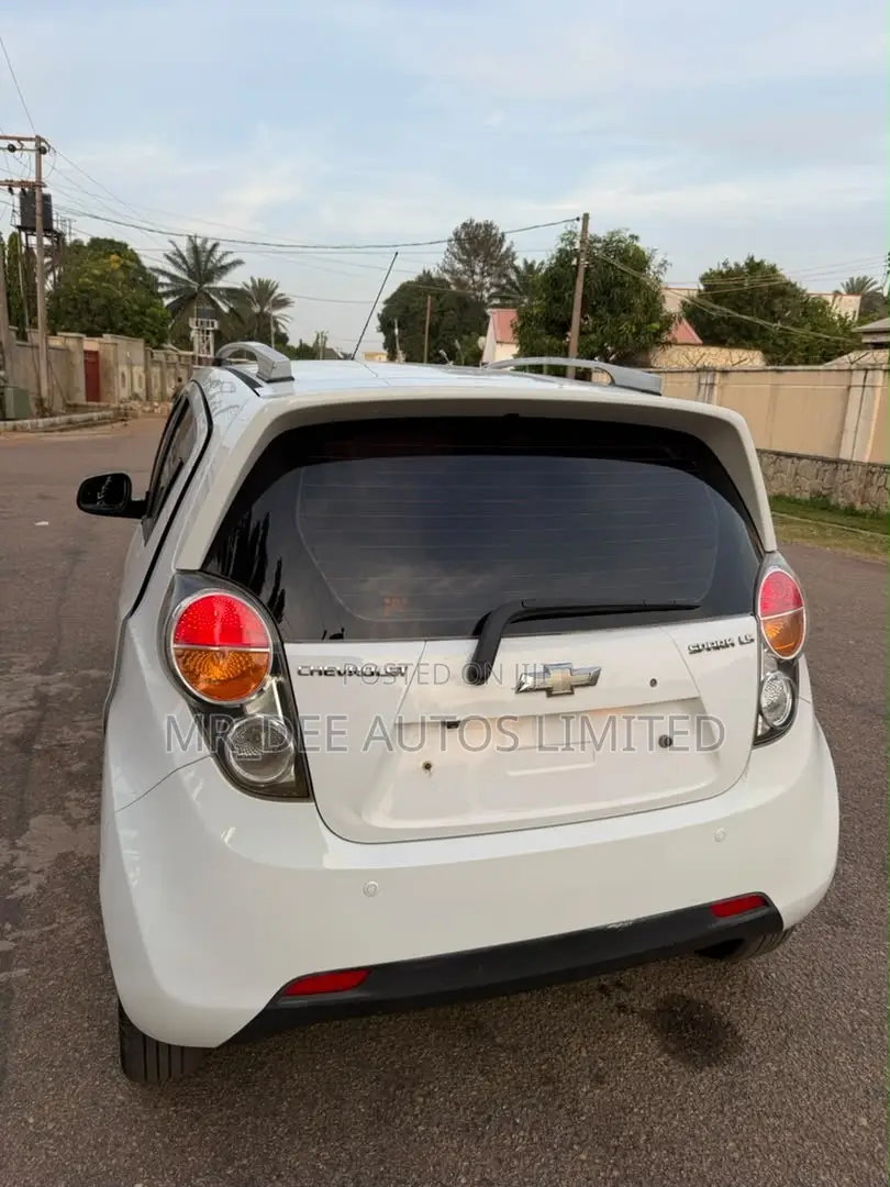Chevrolet Spark 2012 White