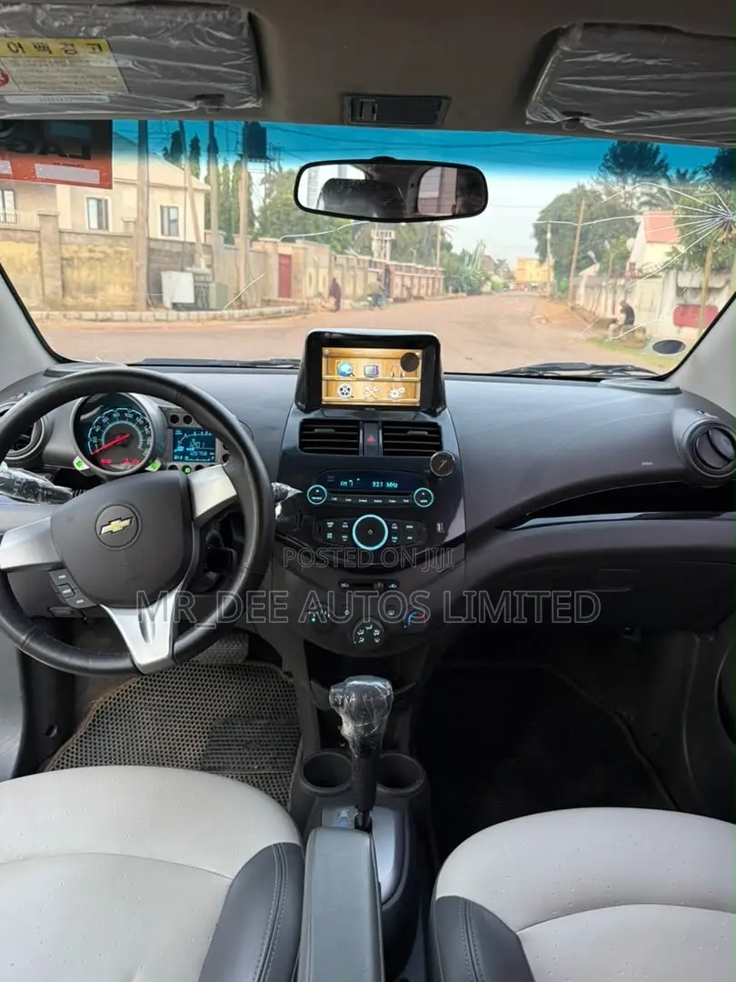 Chevrolet Spark 2012 White