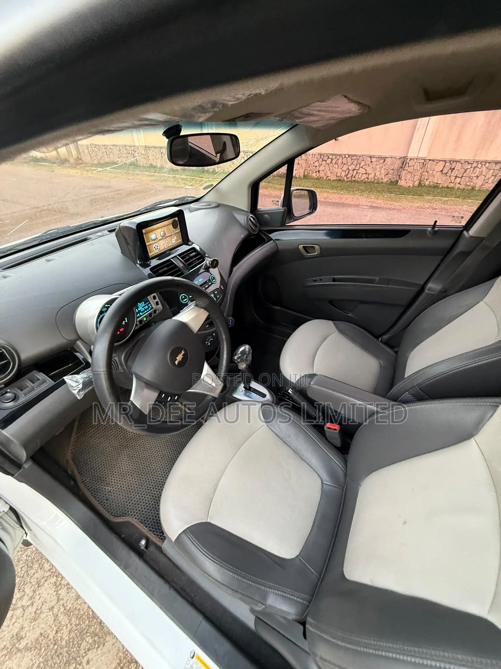 Chevrolet Spark 2012 White