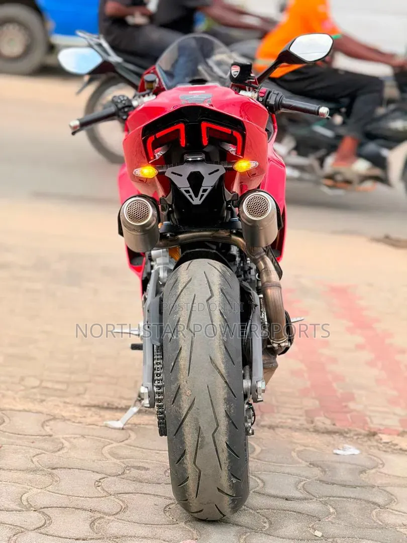 New Ducati Panigale V2 2026 Red