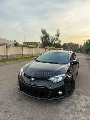 Toyota Corolla 2015 Black