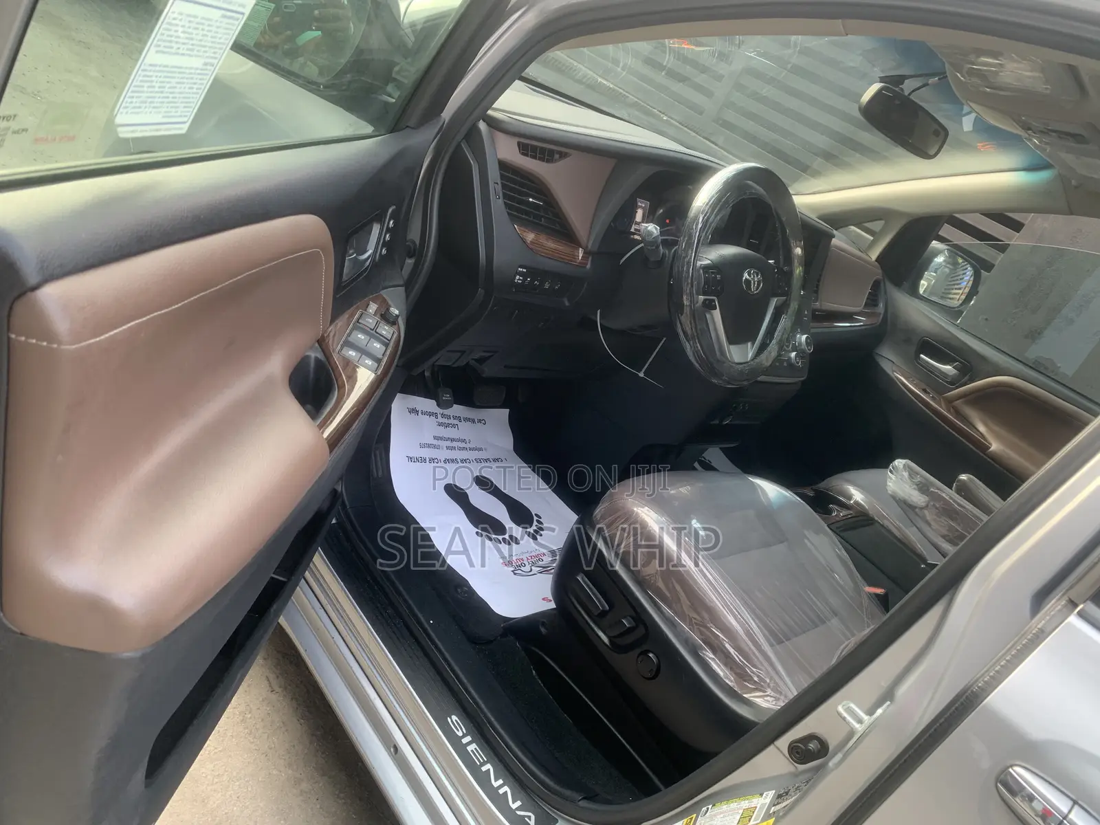 Toyota Sienna 2015 Silver