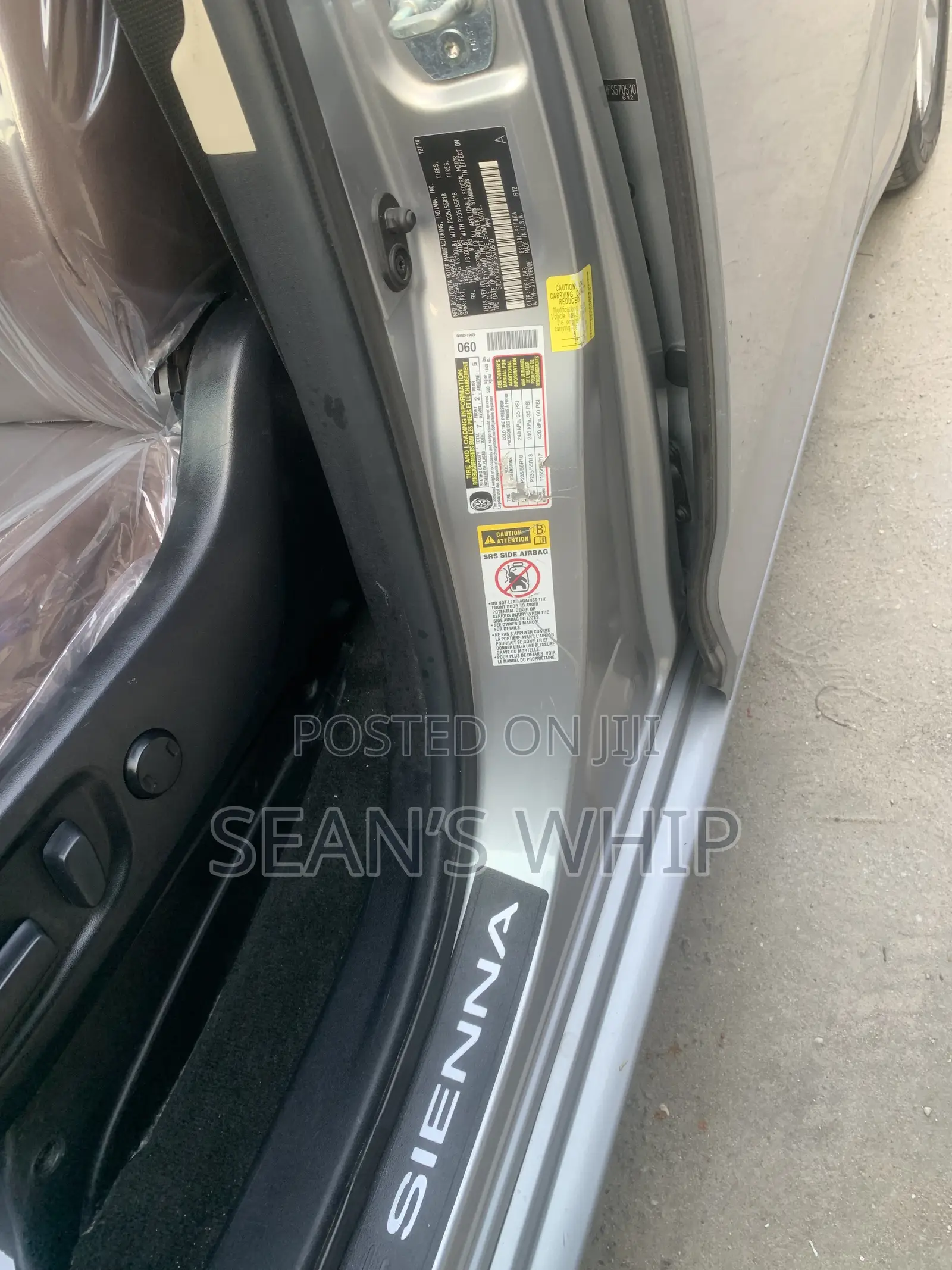 Toyota Sienna 2015 Silver