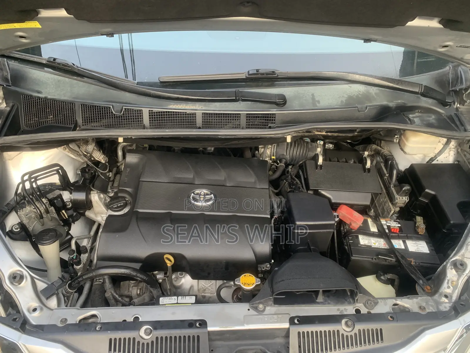 Toyota Sienna 2015 Silver