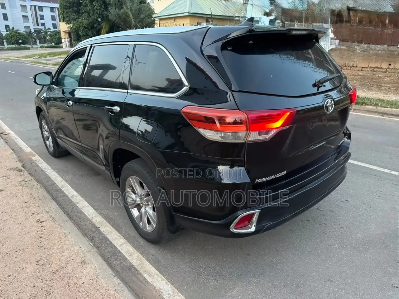 Toyota Highlander 2016 Black