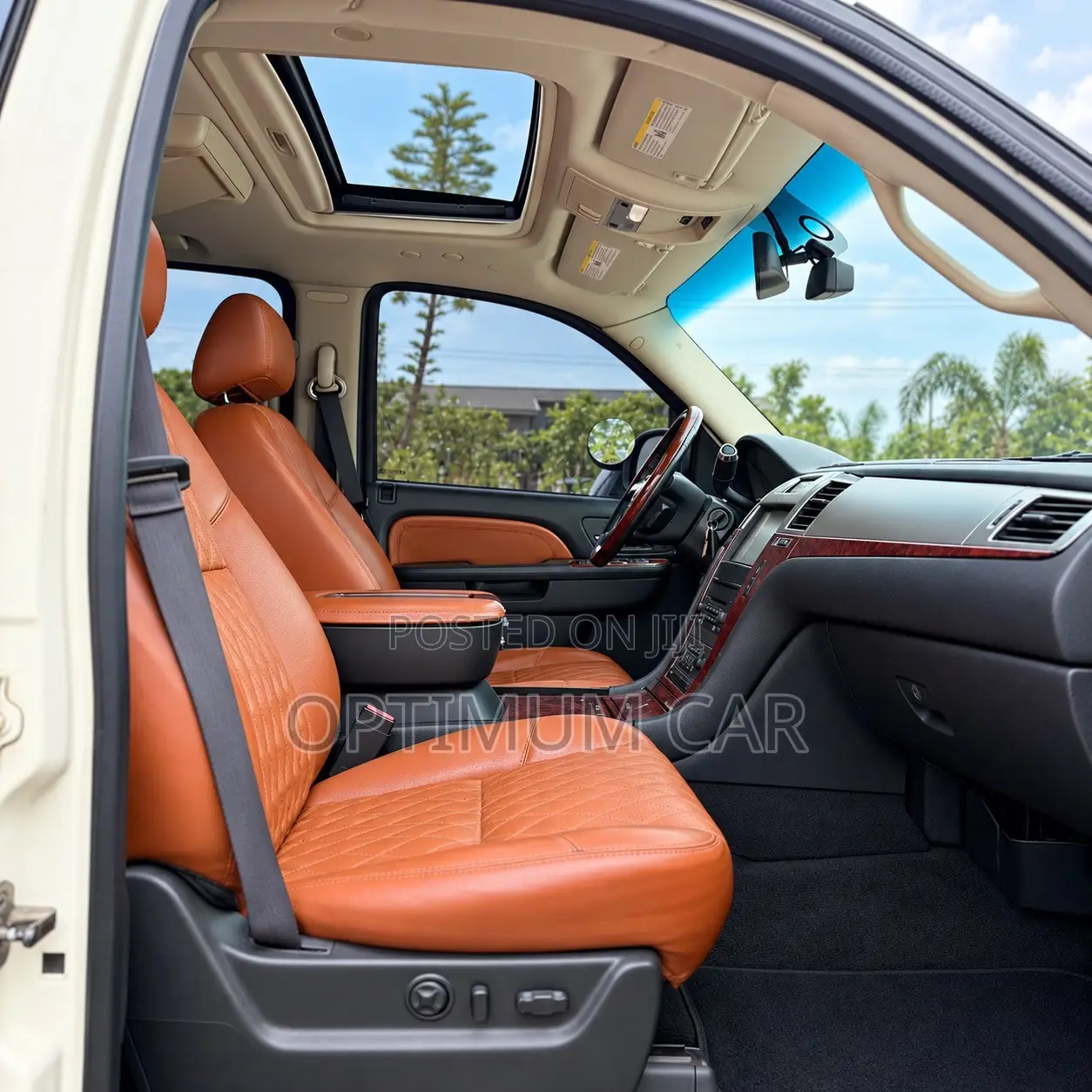 Cadillac Escalade 2013 White
