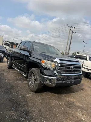 Toyota Tundra SR 4dr Double Cab SB (5.7L 8cyl 6A) 2015 Black