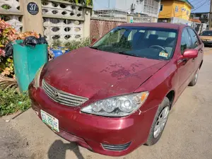 Toyota Camry 2004 Burgundy