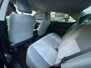 Toyota Corolla 2015 Black