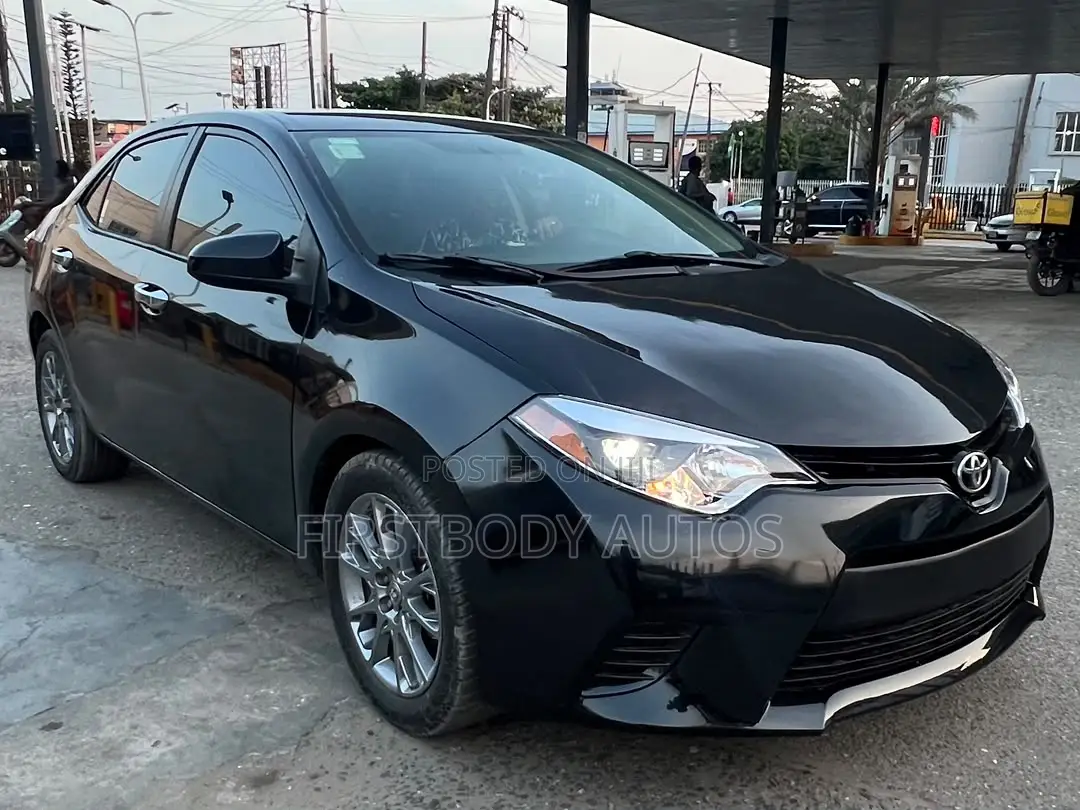 Toyota Corolla 2015 Black