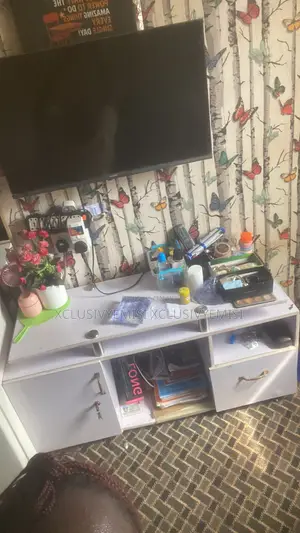 TV SHELF for Sale