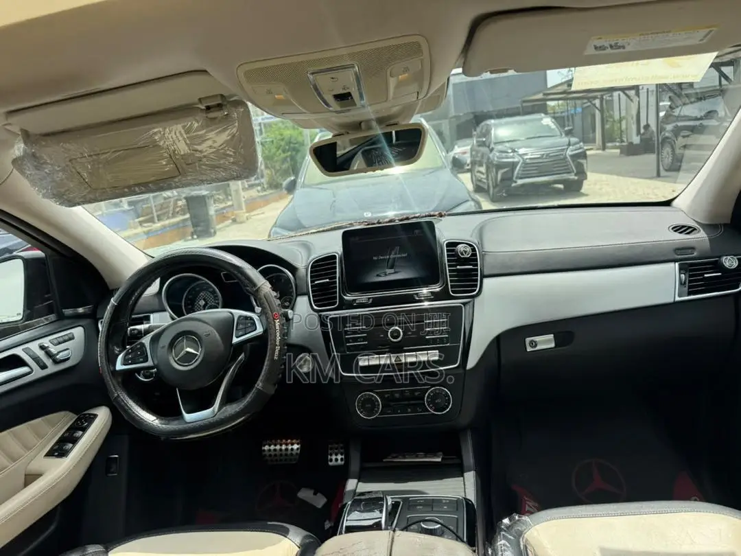 Mercedes-Benz GLE-Class 2016 Black