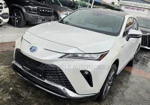 Toyota Venza Limited AWD 2023 Pearl