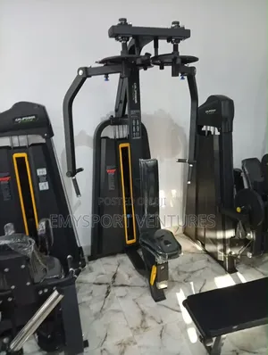 Commercial Pec Deck Fly and Rear Delt Machine