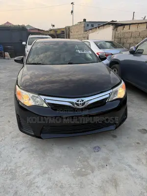 Toyota Camry LE 4dr Sedan (2.5L 4cyl 6A) 2012 Black