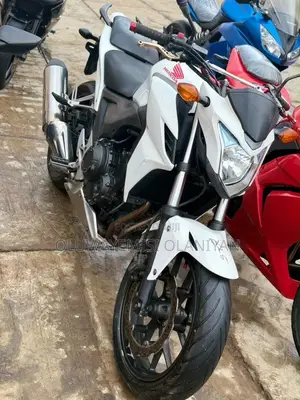 Honda CB 2014 Gray