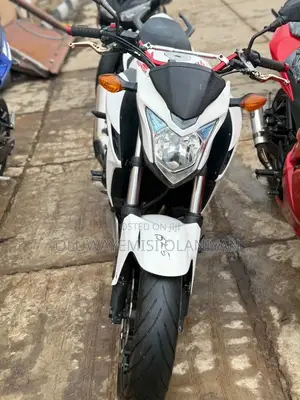 Honda CB 2014 Gray