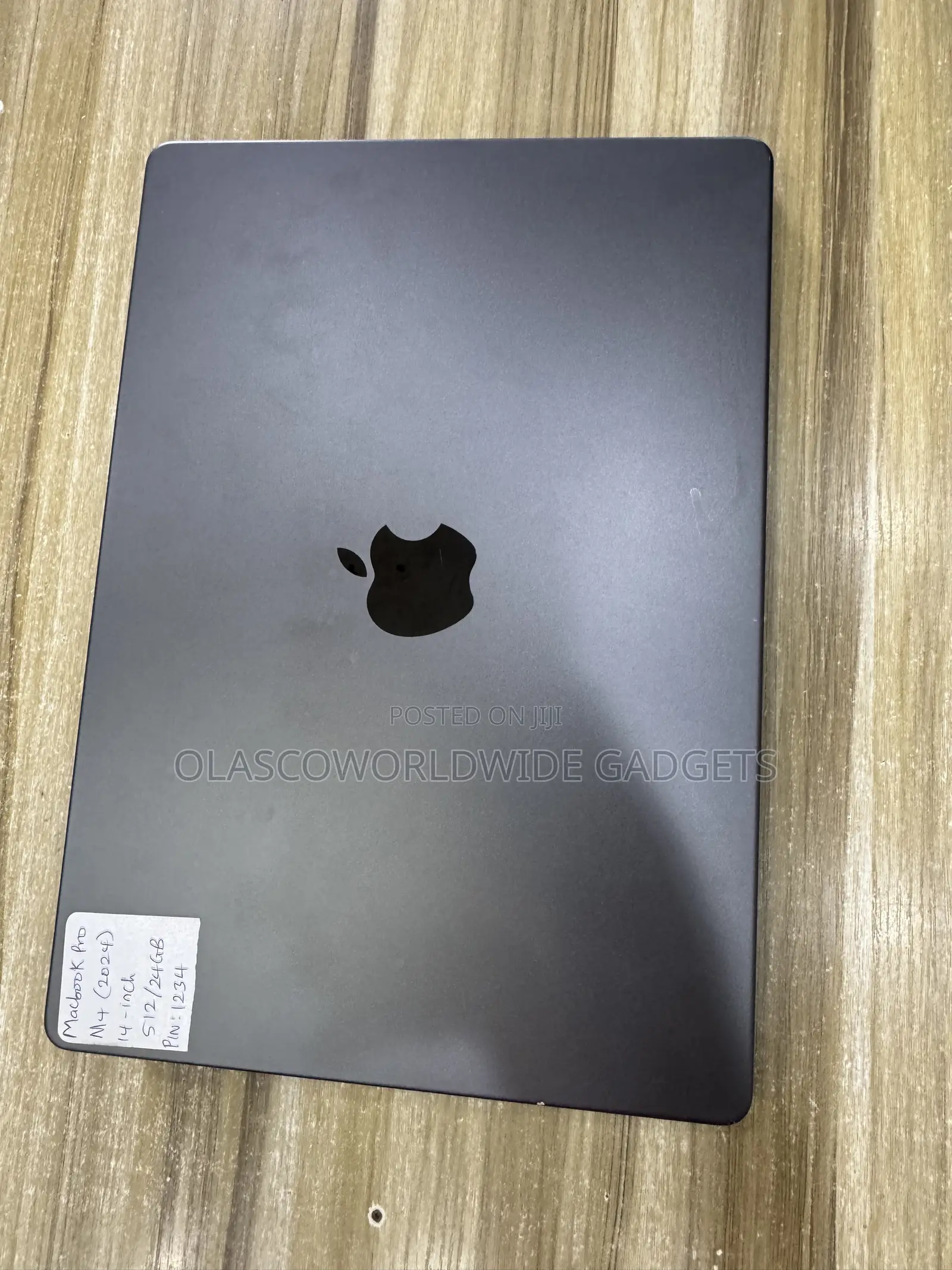 Laptop Apple MacBook Pro 2024 M4 Pro 24GB Apple M4 Pro SSD 512GB