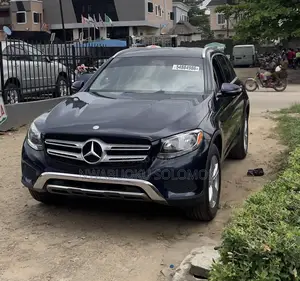 Mercedes-Benz GLC-Class 2016 Blue