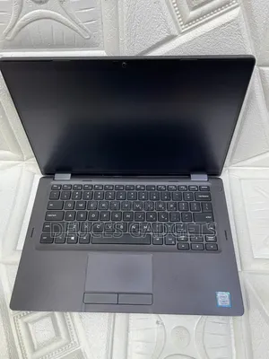 Laptop Dell Latitude 5300 2-in-1 16GB Intel Core i7 SSD 256GB