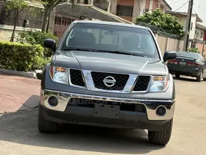 Nissan Frontier King Cab SE 4x4 2007 Gray