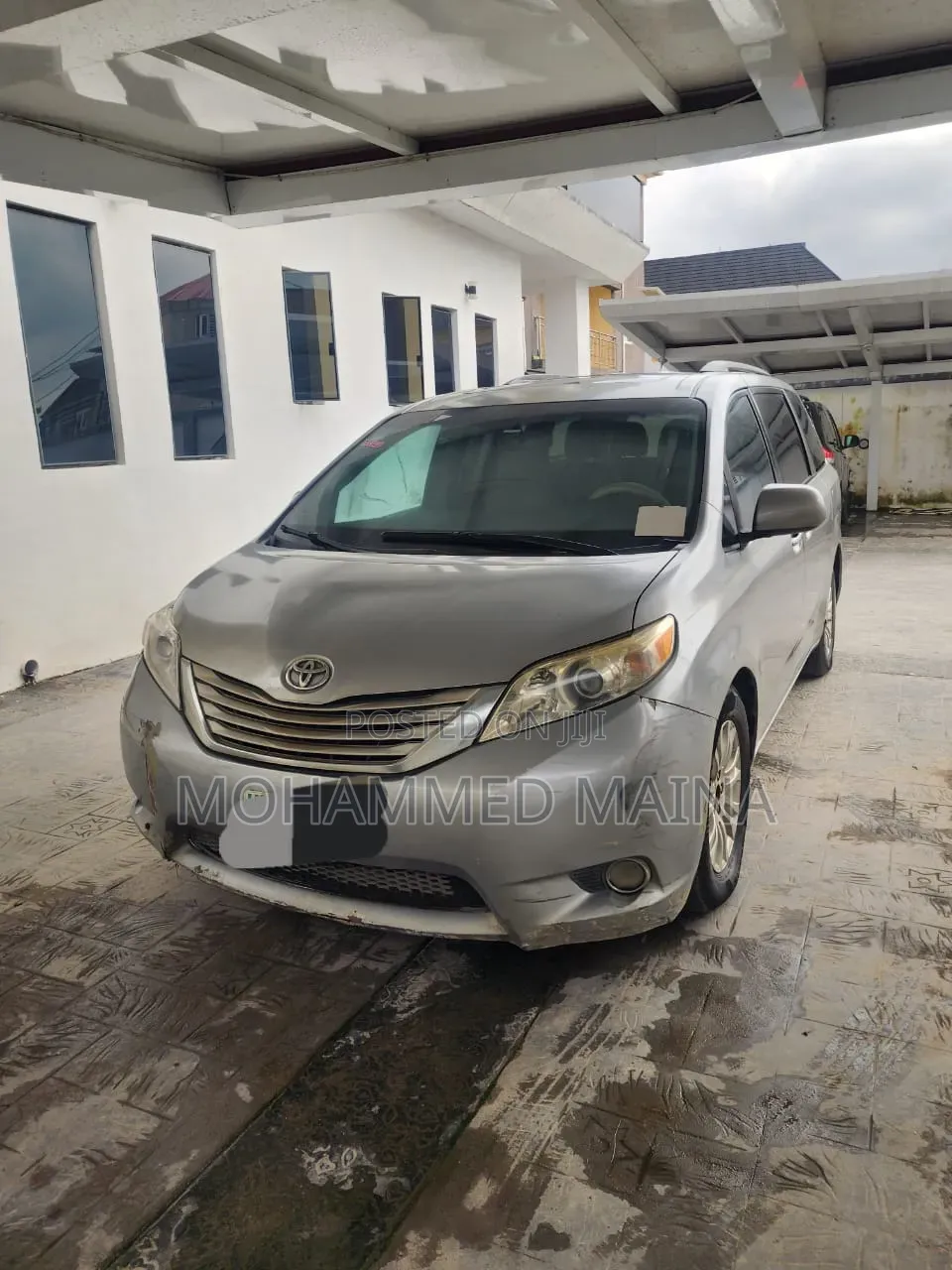 Toyota Sienna 2012 Silver