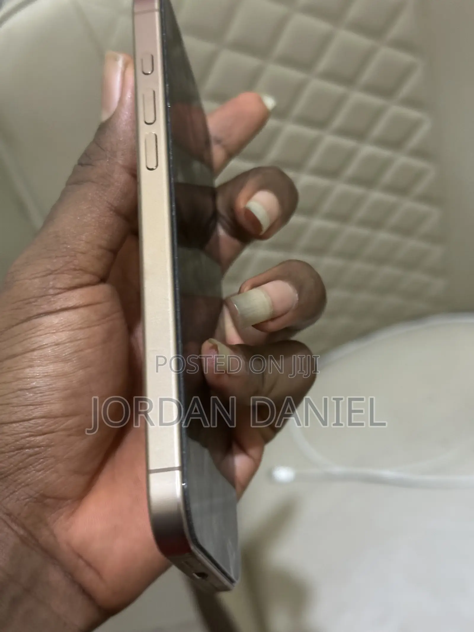 Apple iPhone 16 Pro Max 1 TB Gold
