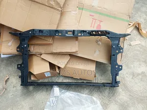 Radiator Support/Front Cut Hyundai Elantra 2016/2017