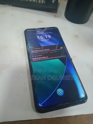 Vivo V21 256 GB Gray