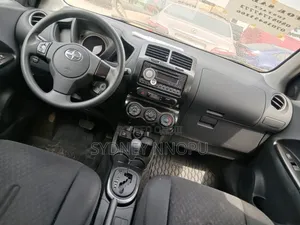 Scion xD Base 2009 Red