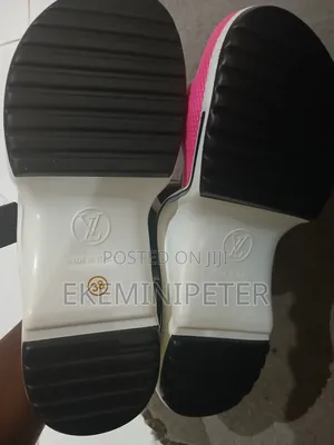 Brand New Louis Vuitton Archlight Style Sandals-Size 38