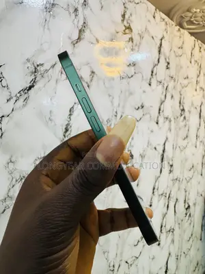 Apple iPhone 13 128 GB Green
