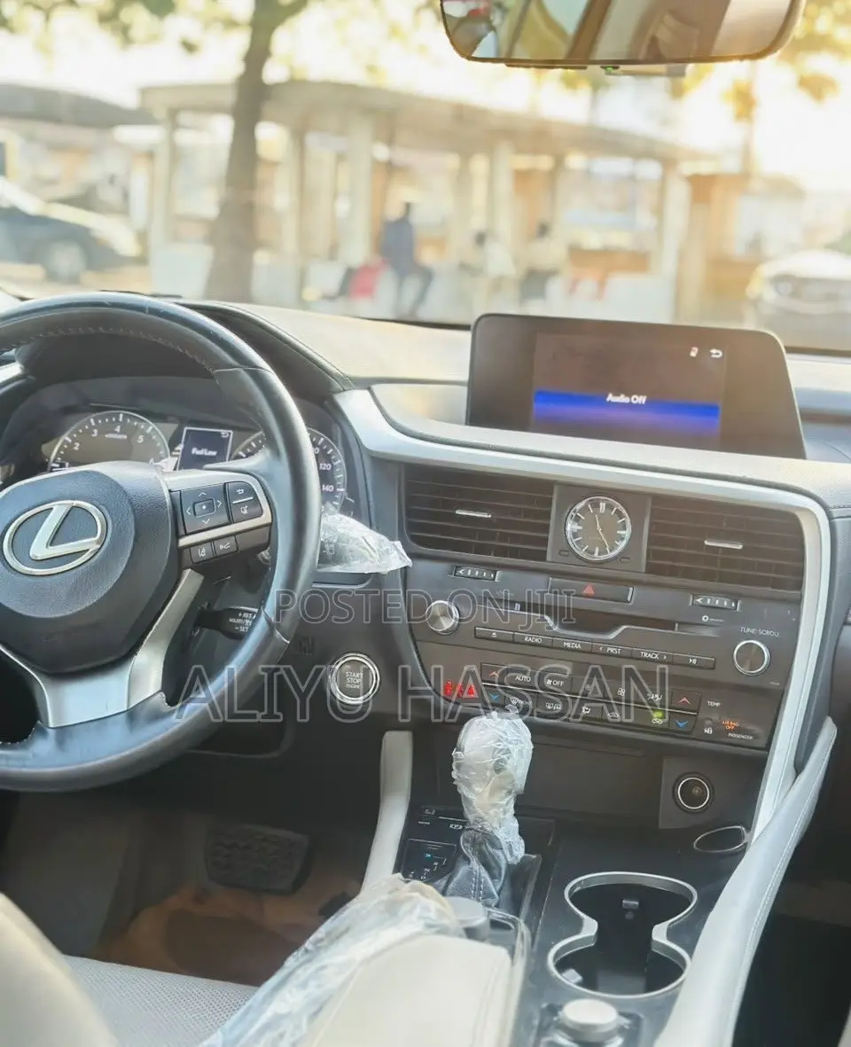 Lexus RX 2018 Silver