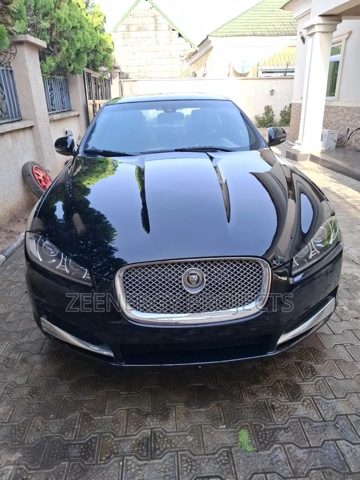 Jaguar XF 2012 Black